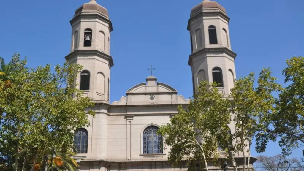 f800x450-16673_68119_15jpg